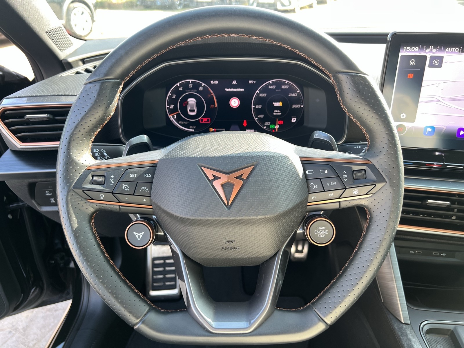 Cupra Leon ST 2.0 VZ 4X4 PANO CAM ACC LM19 EKLAPPE NAVI