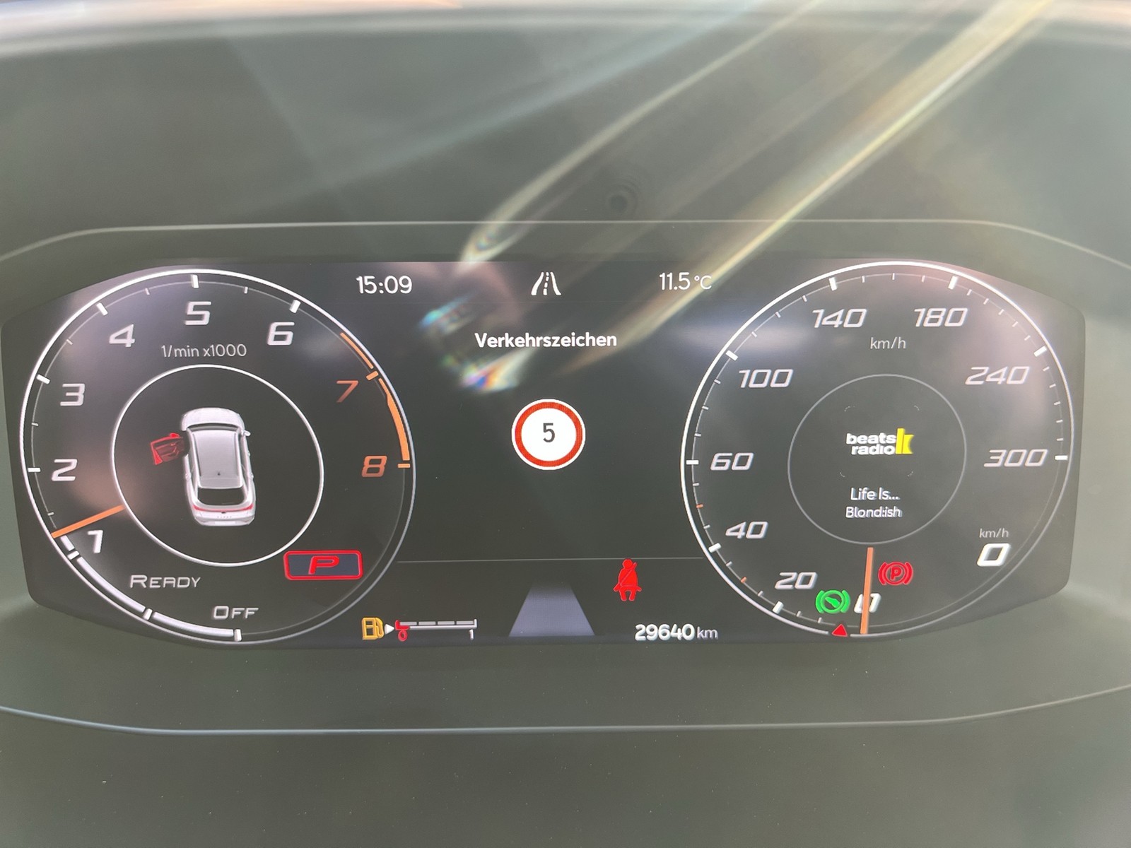 Cupra Leon ST 2.0 VZ 4X4 PANO CAM ACC LM19 EKLAPPE NAVI