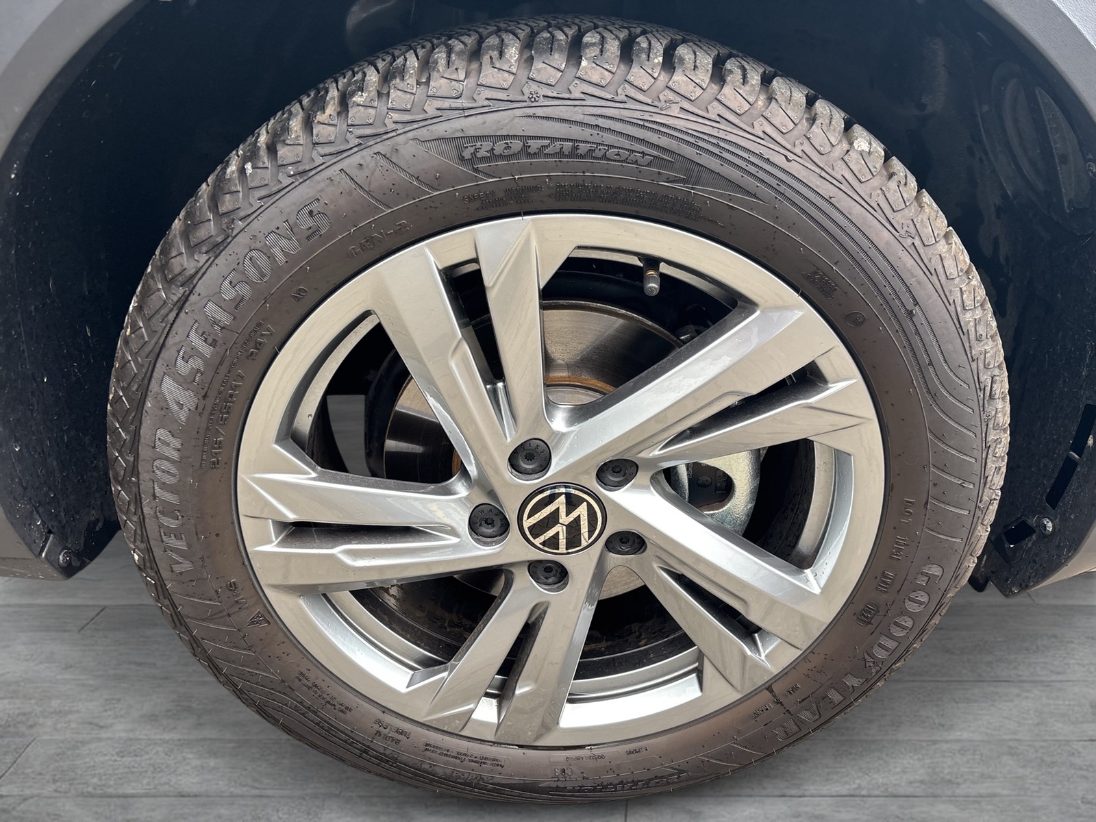 Volkswagen T-Roc 1.5 R-LINE ACC LM17 NAVI CARPLAY SITZHEIZ.