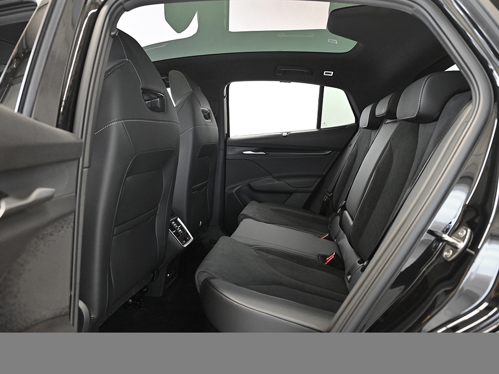 Skoda Enyaq Coupe 60 SPORTLINE AHK HEADUP 360CAM