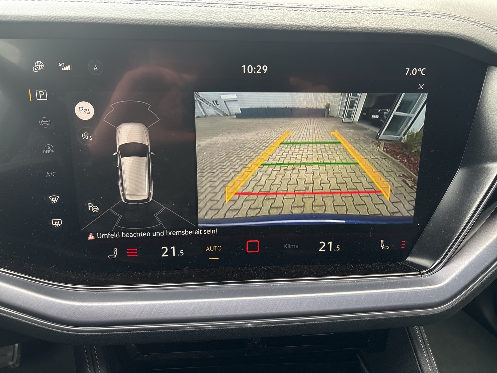 Volkswagen Touareg V6 R-LINE BLACK STYLE DYNAUDIO AHK LM21