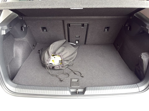 Volkswagen Golf VIII 1.5 HYBRID LIFE FACELIFT LM17 CARPLAY