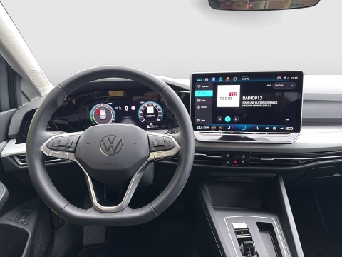 Volkswagen Golf VIII 1.5 HYBRID LIFE FACELIFT LM17 CARPLAY