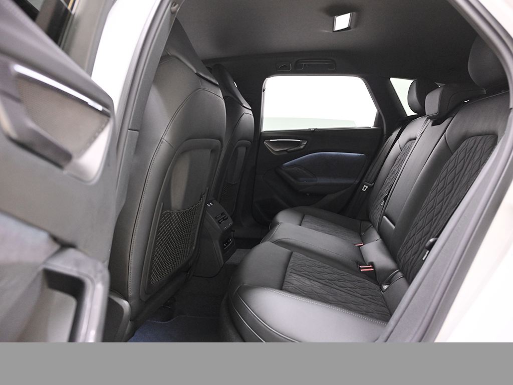 Audi A5 Avant e-hybrid quattro S tronic B&O+TechPro+Akustikverglasung