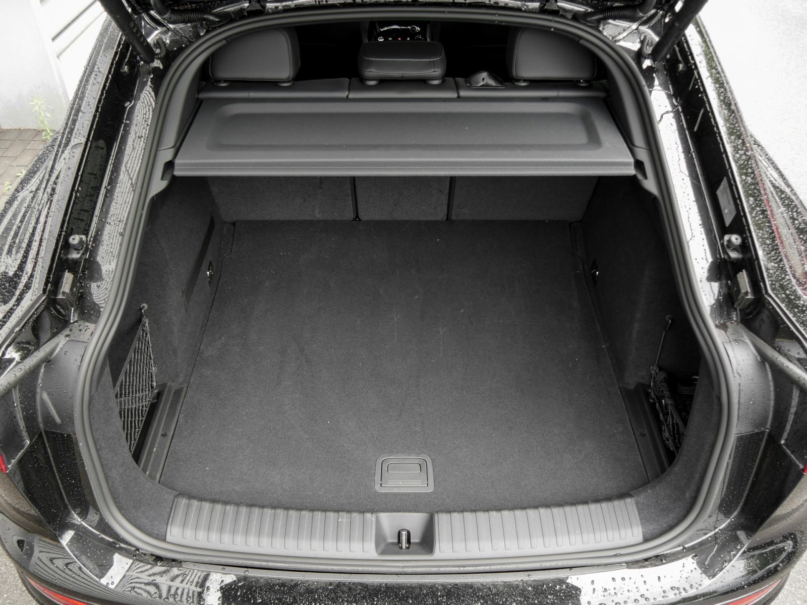Audi Q6 Sportback e-tron performance S line business