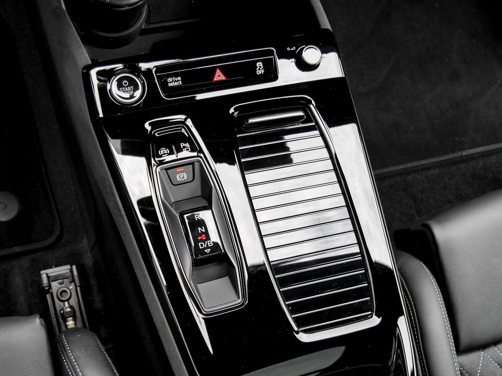 Audi Q6 Sportback e-tron performance S line business