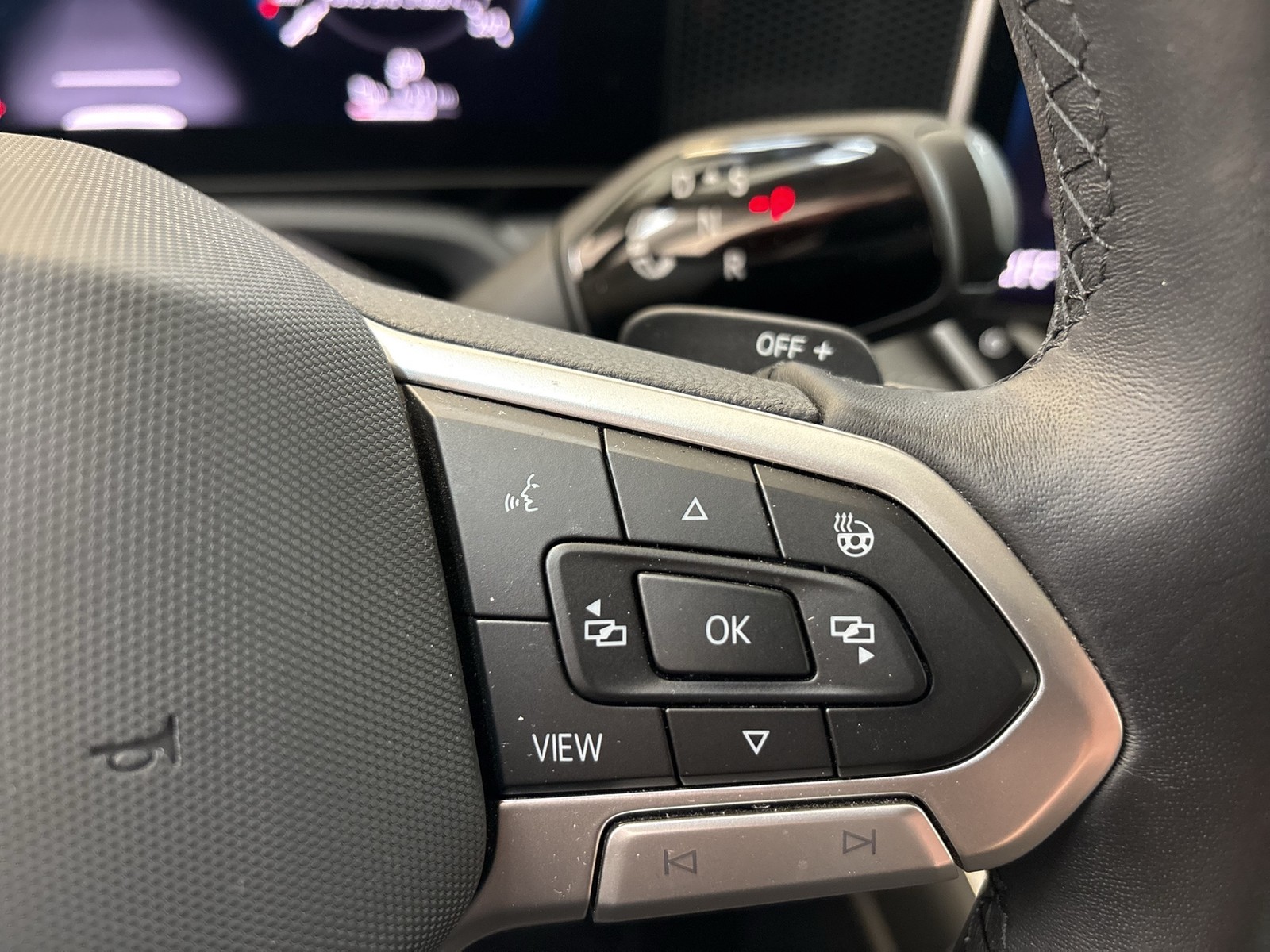 Volkswagen Passat Variant 1.5 HYBRID BUSINESS AHK CAM ACC