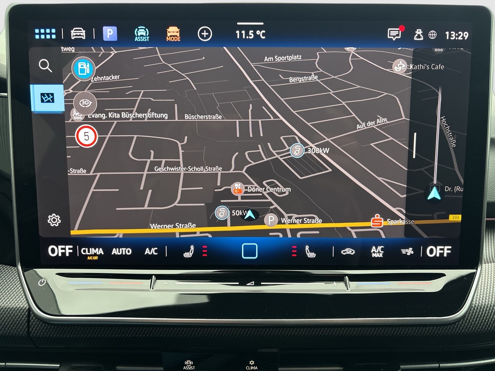 Volkswagen Golf Variant VIII R 4X4 FACELIFT AHK 360CAM LM18