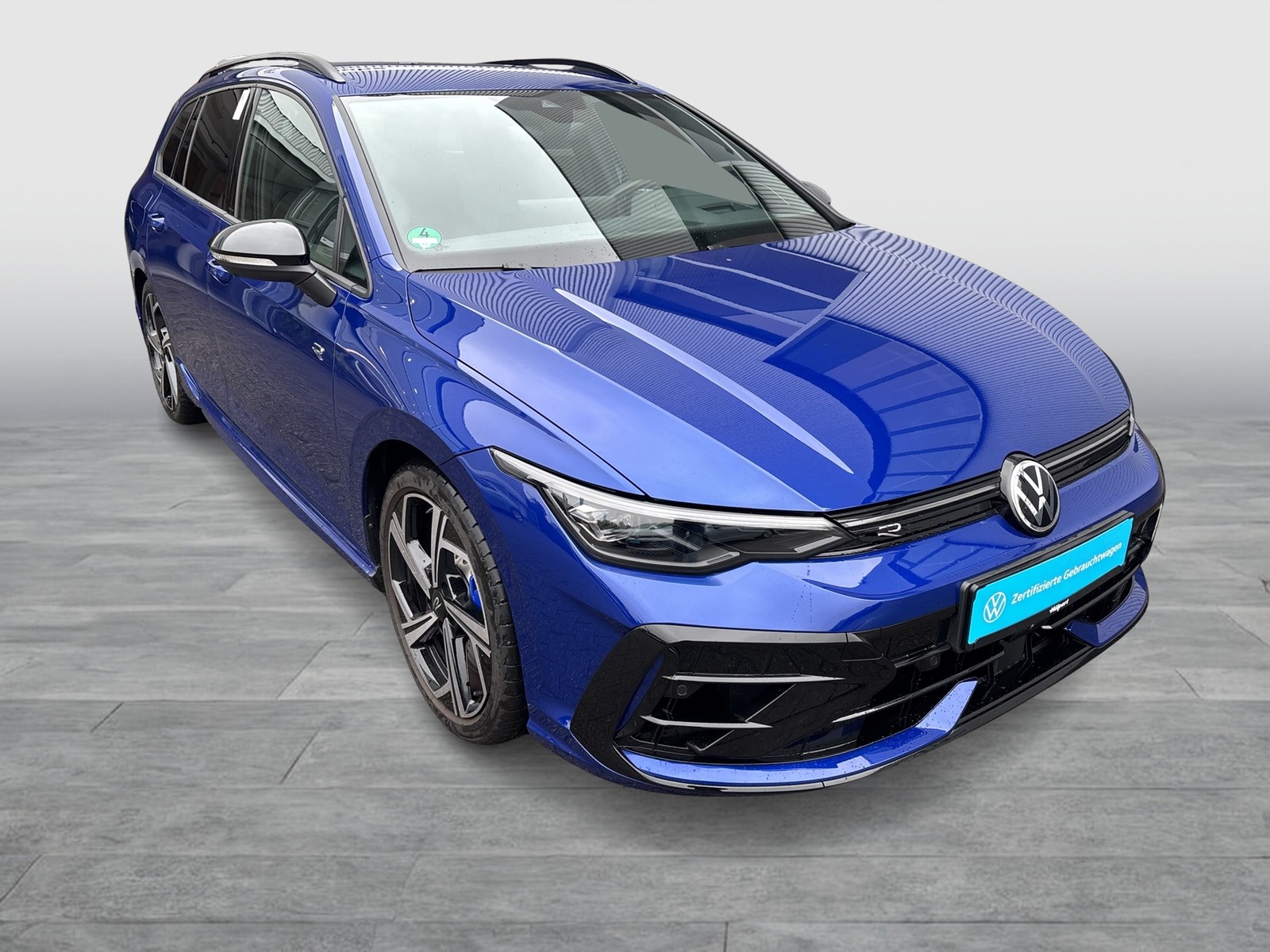 Volkswagen Golf Variant VIII R 4X4 FACELIFT AHK 360CAM LM18