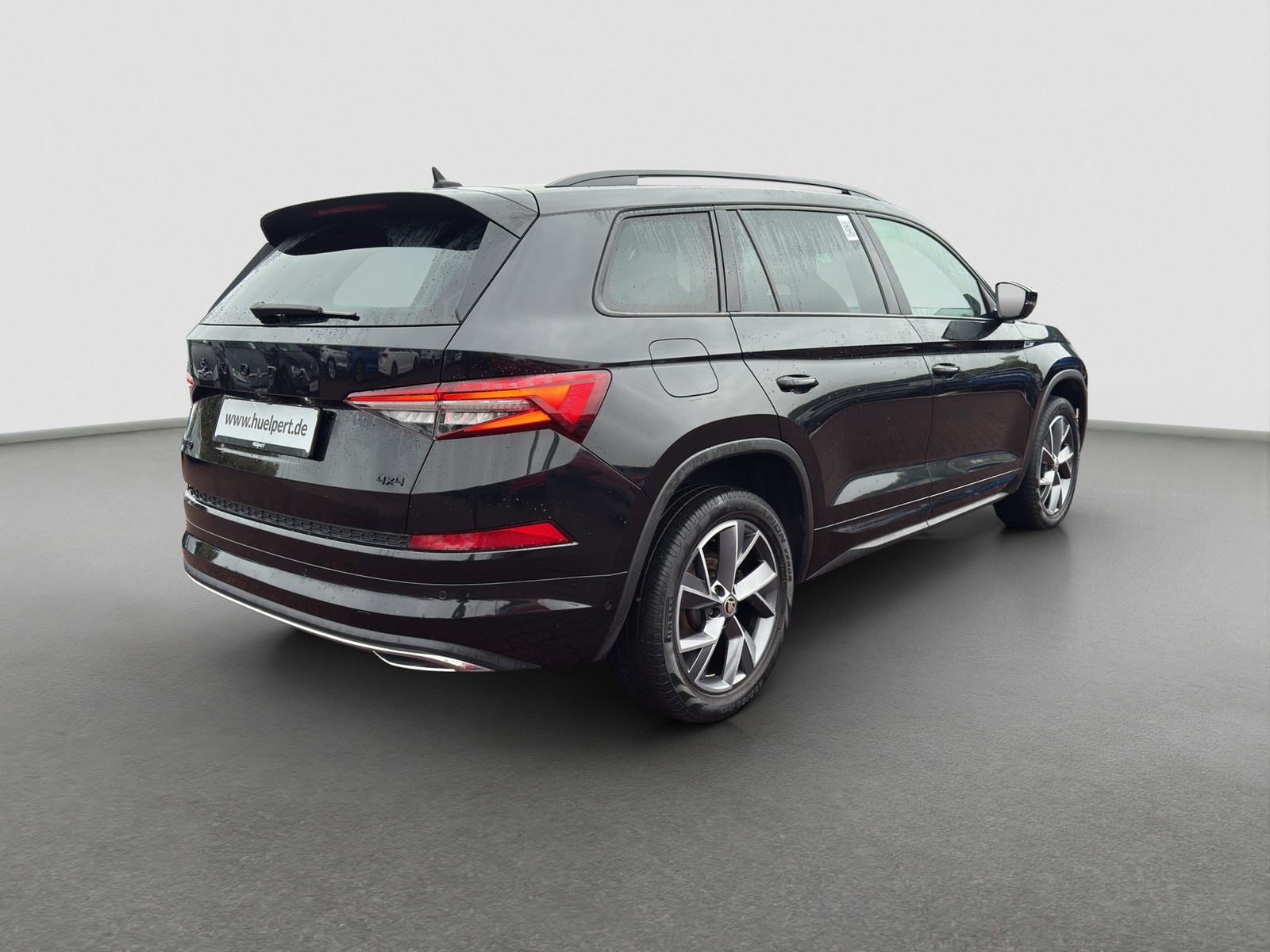 Skoda Kodiaq 2.0 SPORTLINE 4X4 STANDHZ AHK 360CAM LM19