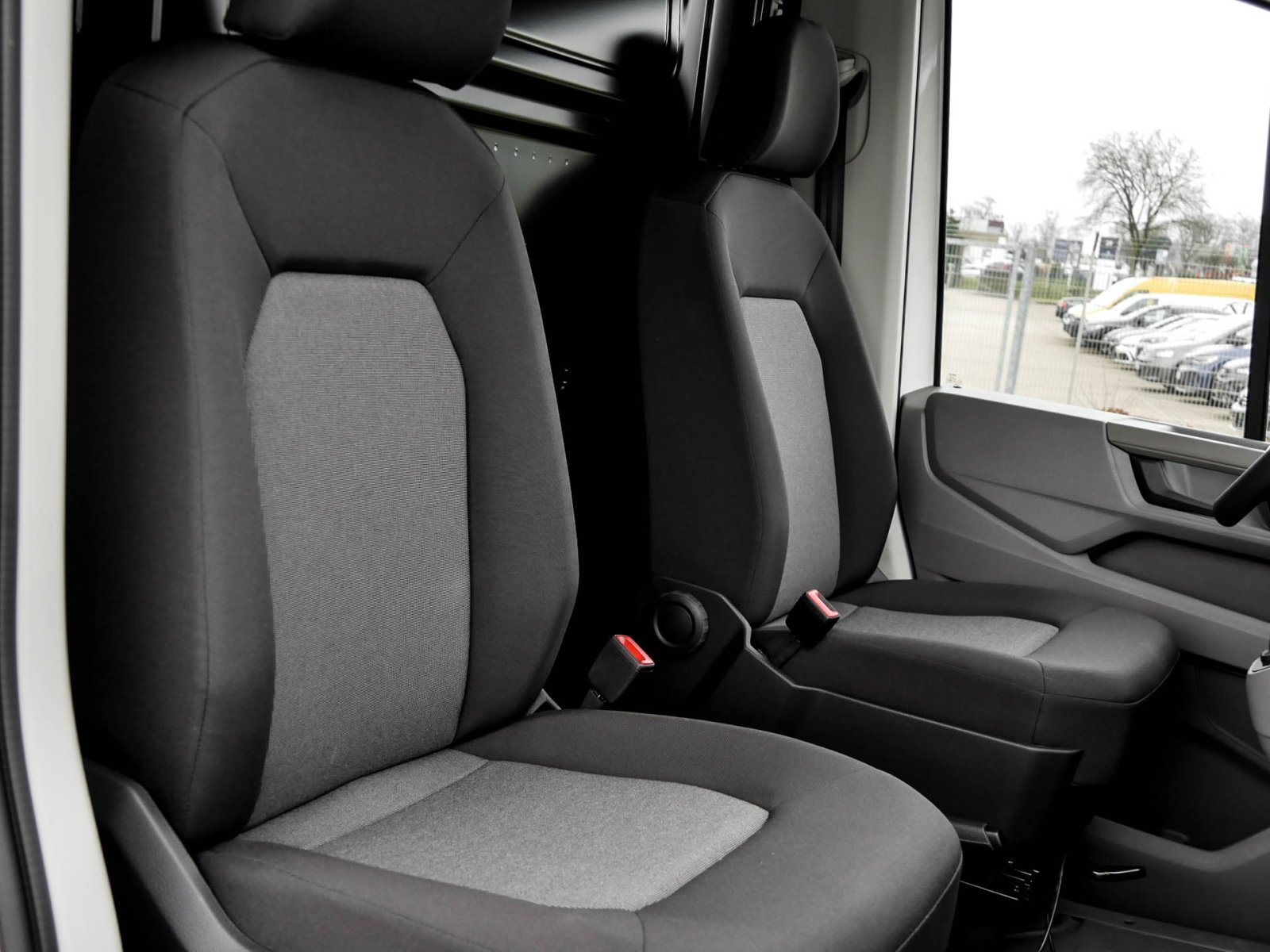 Volkswagen Crafter Kasten 35 2.0 MR HD NAVI ACC CARPLAY