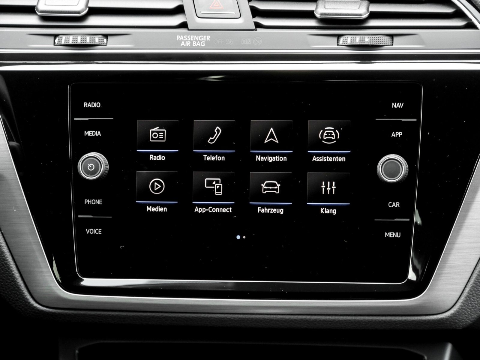 Volkswagen Touran 2.0 COMFORTLINE 7SITZE CAM E-KLAPPE NAVI