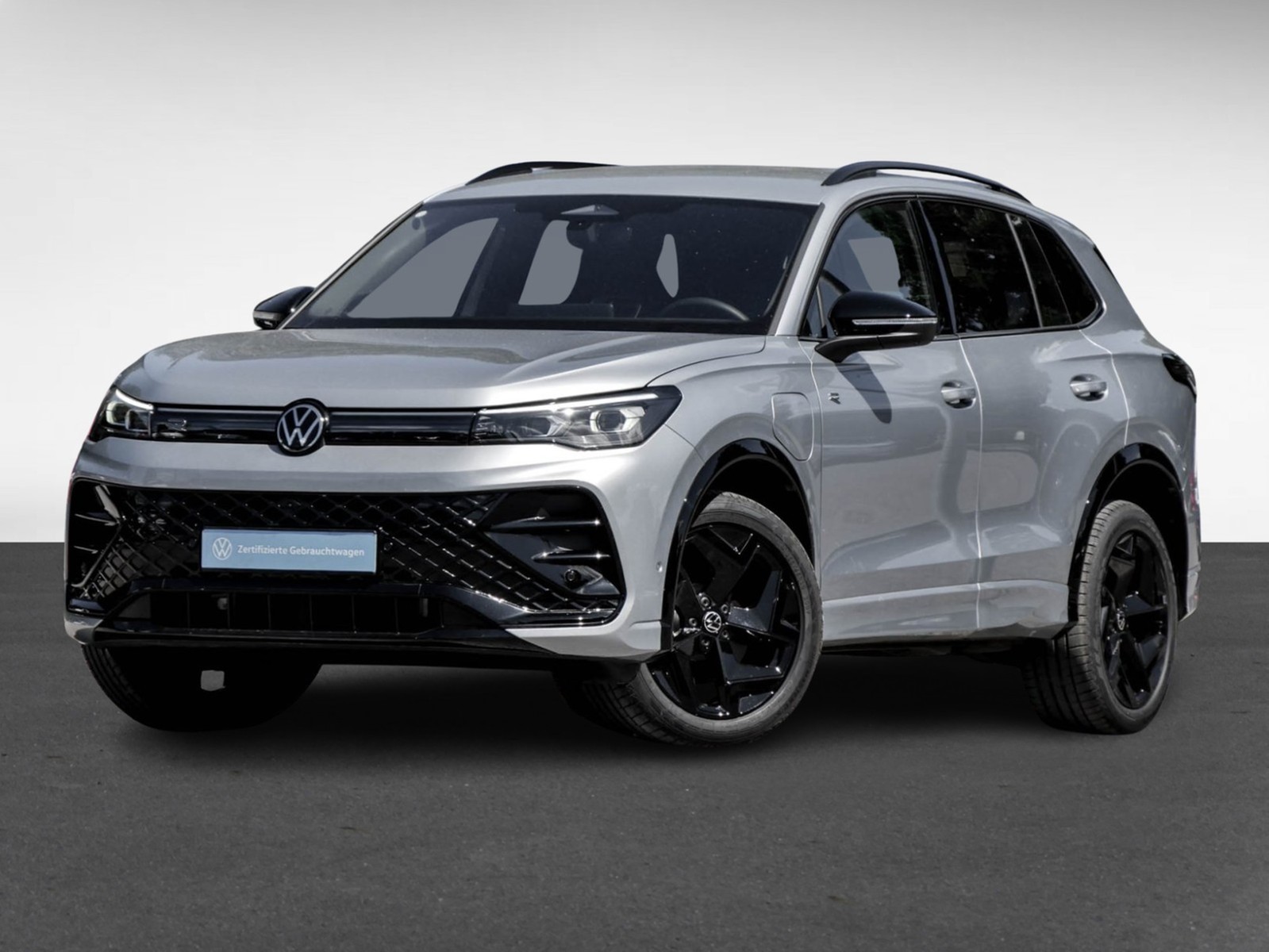 Volkswagen Tiguan 1.5 HYBRID R-LINE NEUESMODELL AHK 360°CAM