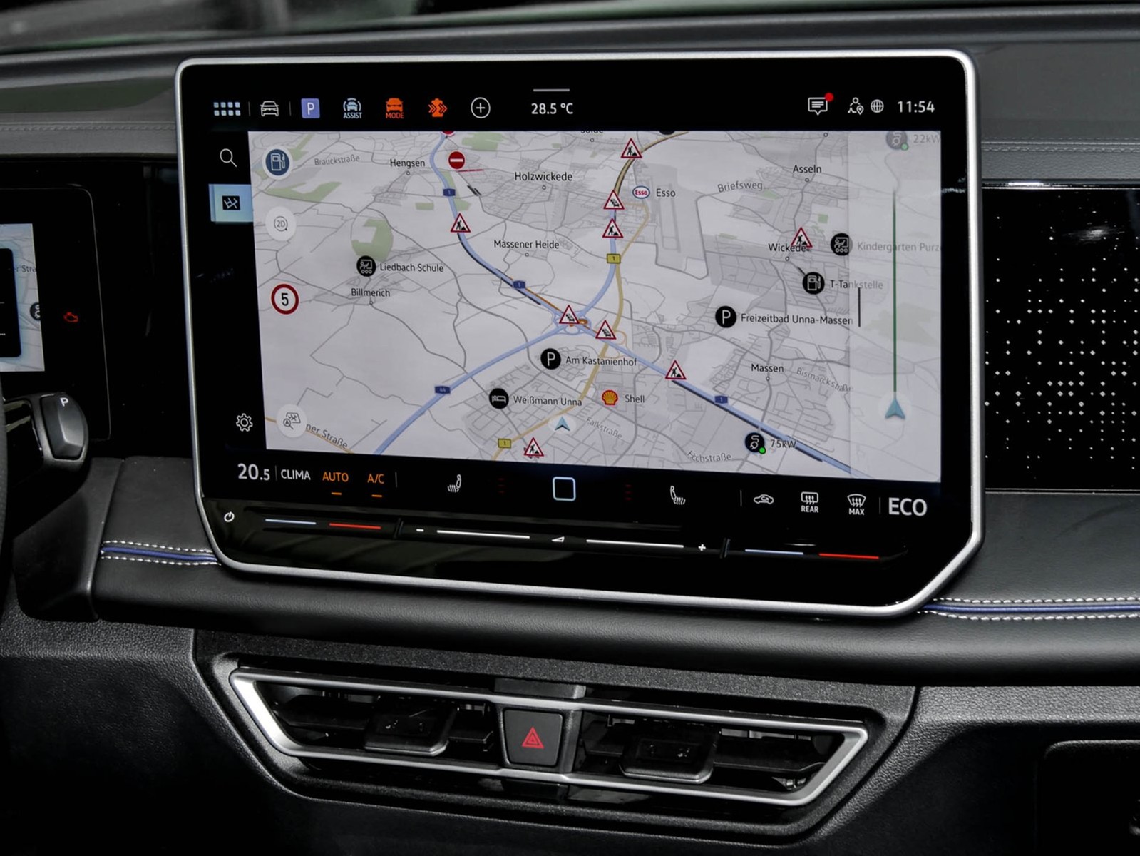 Volkswagen Tiguan 1.5 HYBRID R-LINE NEUESMODELL AHK 360°CAM