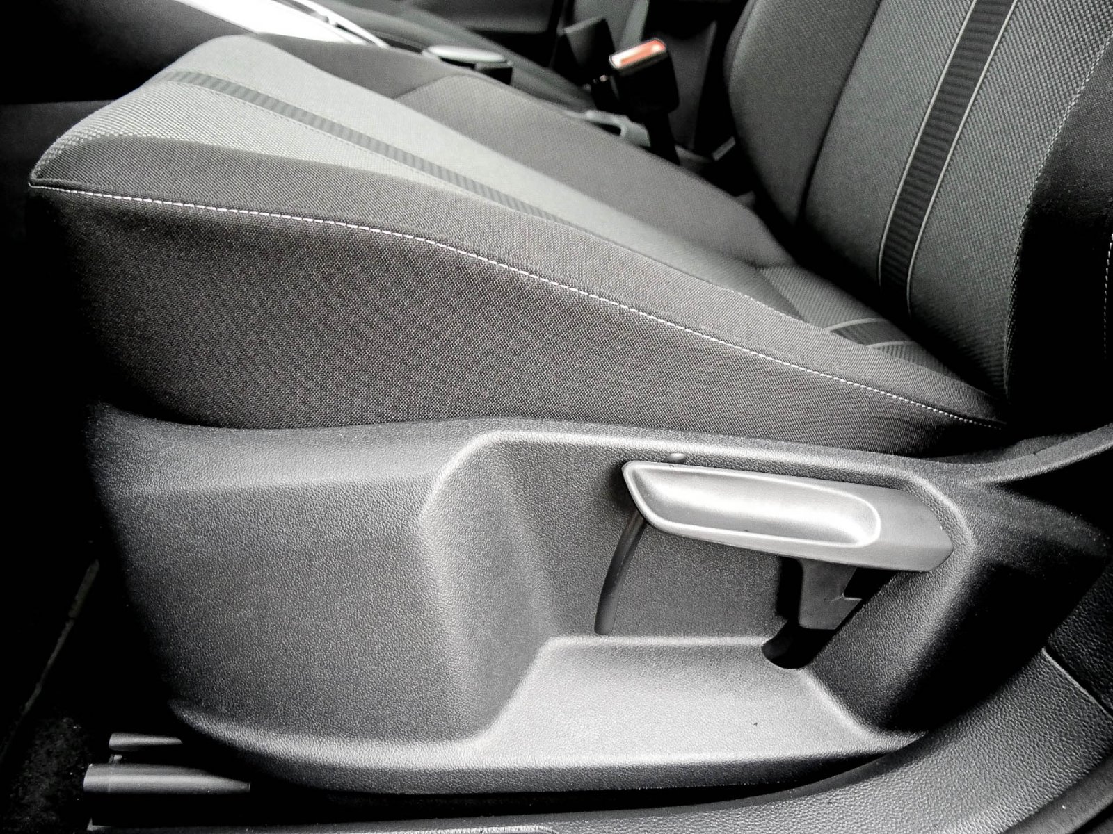 Volkswagen T-Roc 2.0 LIFE STANDHEIZUNG ACC NAVI SITZHEIZUNG