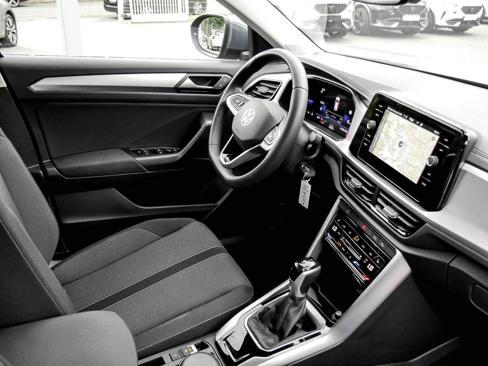 Volkswagen T-Roc 2.0 LIFE STANDHEIZUNG ACC NAVI SITZHEIZUNG
