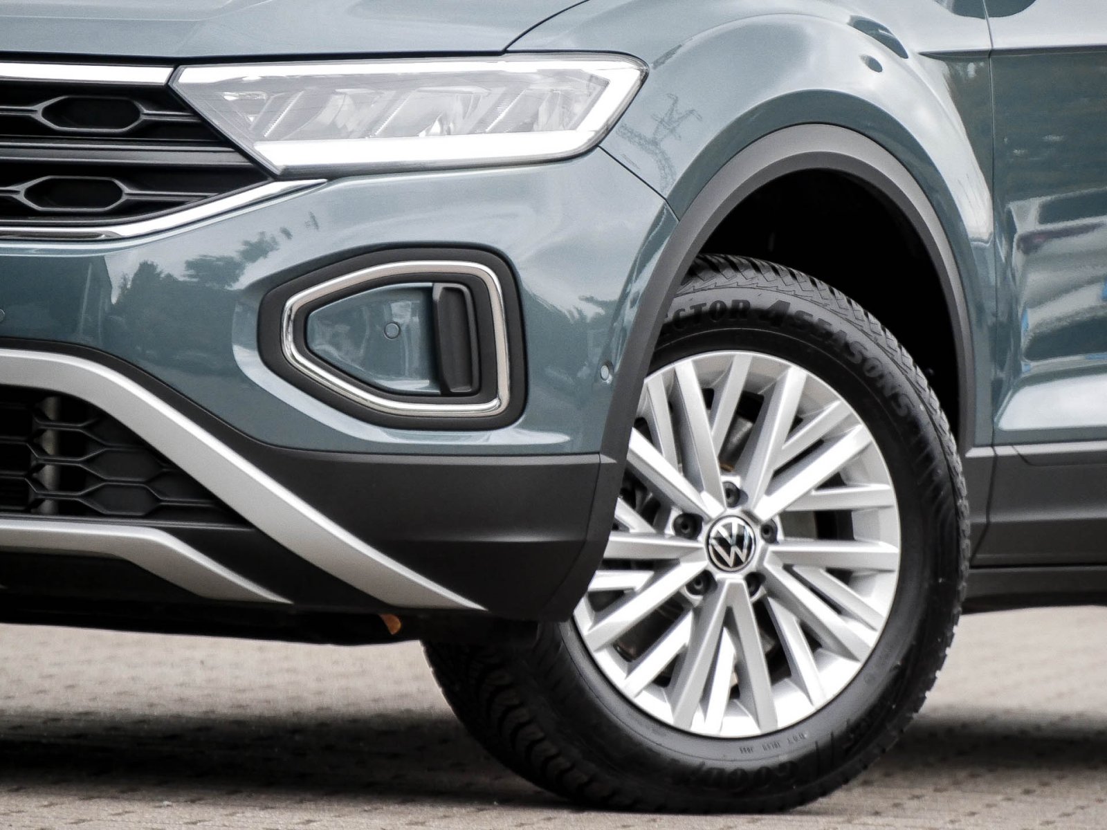 Volkswagen T-Roc 2.0 LIFE STANDHEIZUNG ACC NAVI SITZHEIZUNG