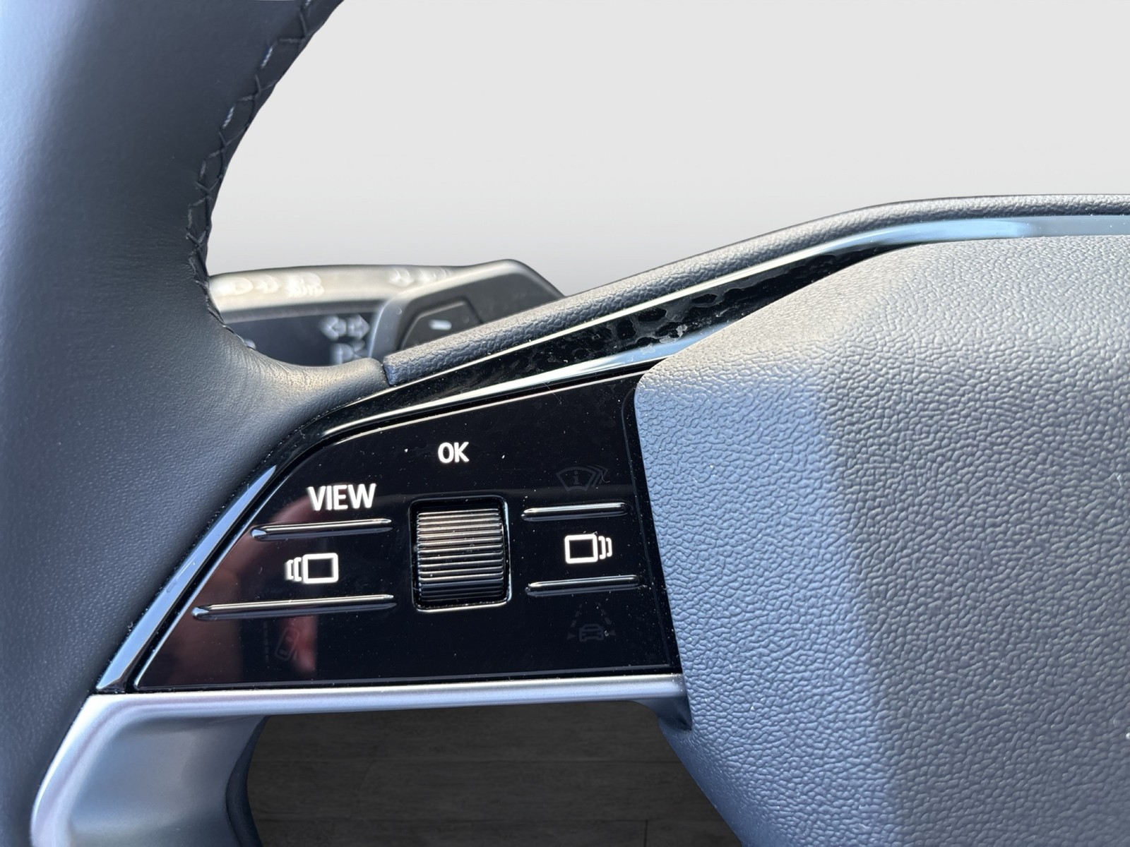 Audi Q6 e-tron performance advanced 360°CAM ACC LM18