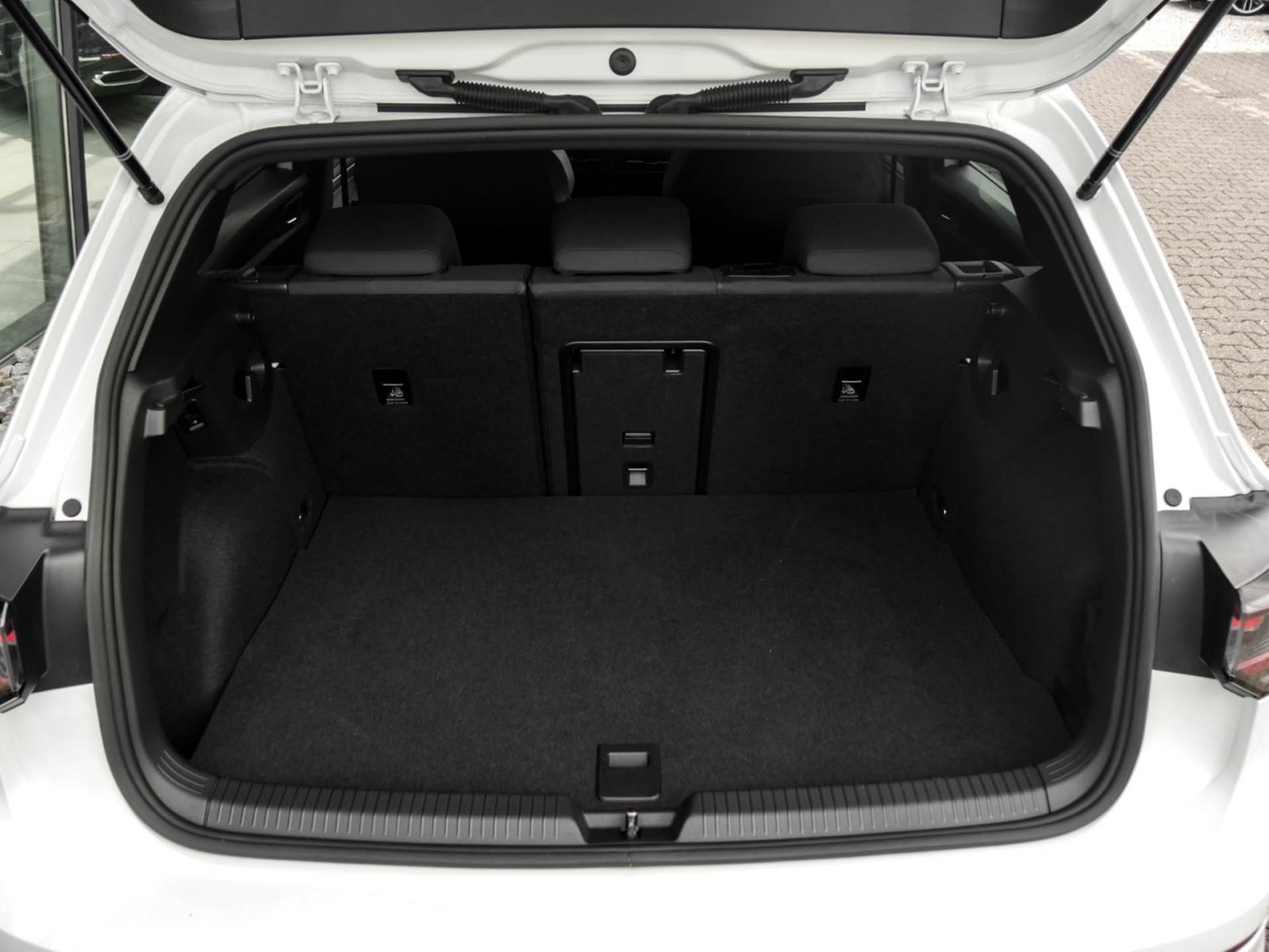 Volkswagen Golf VIII 1.5 HYBRID GTE FACELIFT AHK CAM ACC