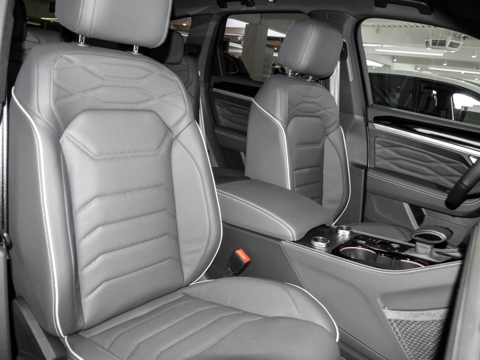 Volkswagen Touareg 3.0 TDI R-LINE