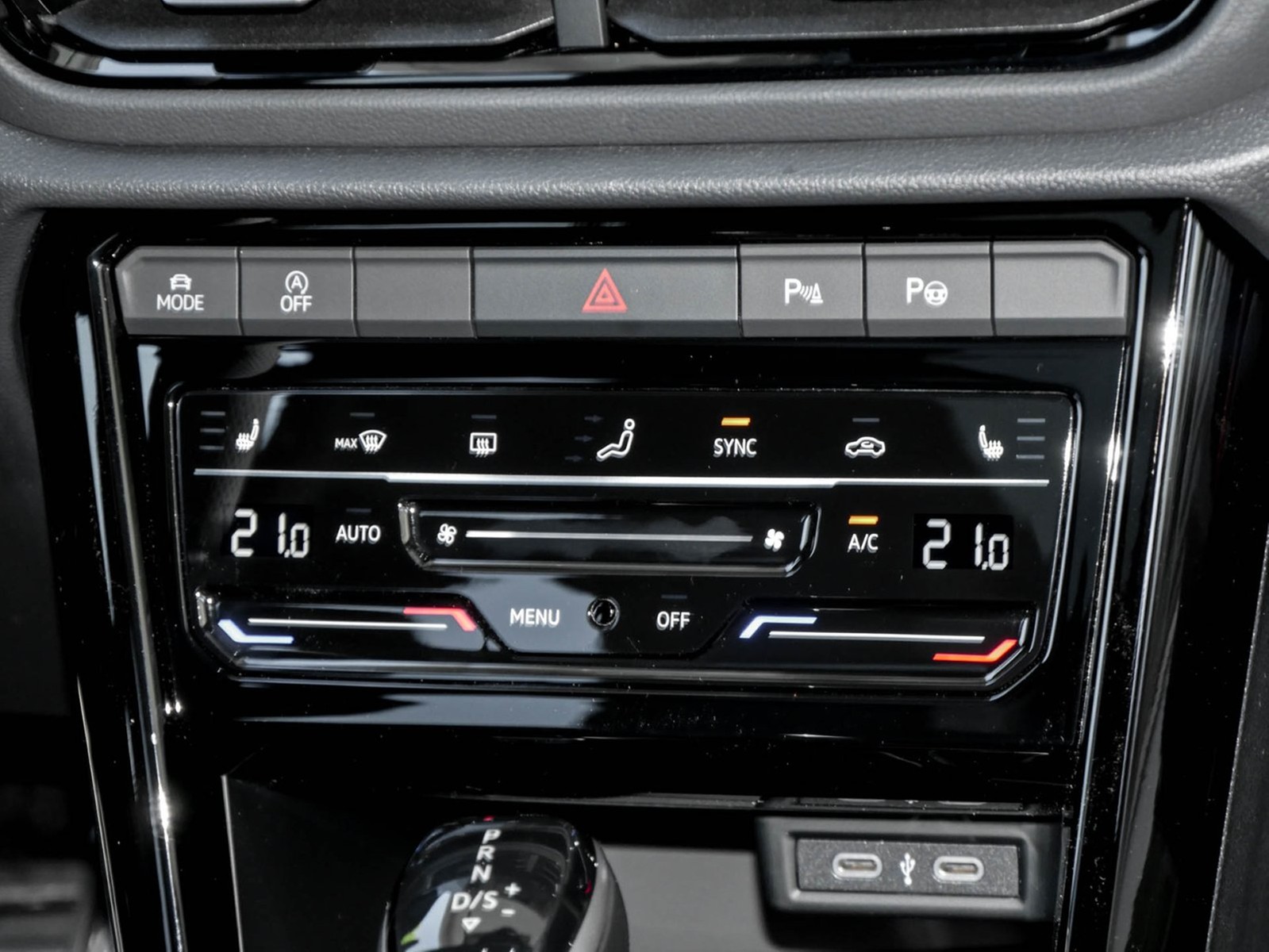 Volkswagen T-Roc 1.5 TSI R-LINE DSG