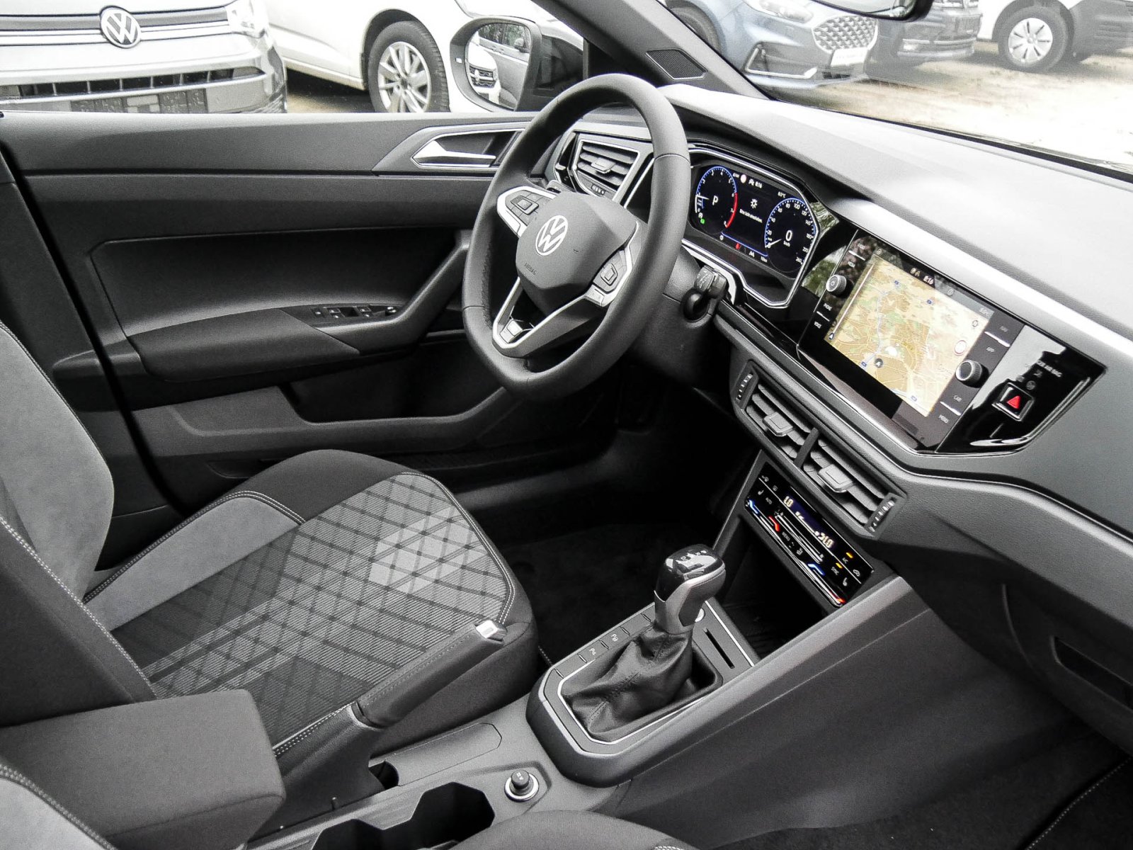 Volkswagen Taigo 1.5 TSI R-LINE DSG