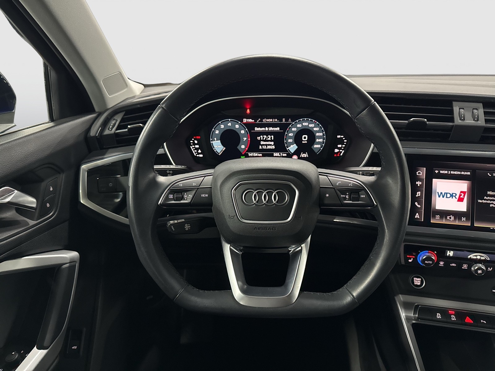 Audi Q3 35 S LINE KAMERA ALU18 eKLAPPE NAVI+ SITZHEIZ
