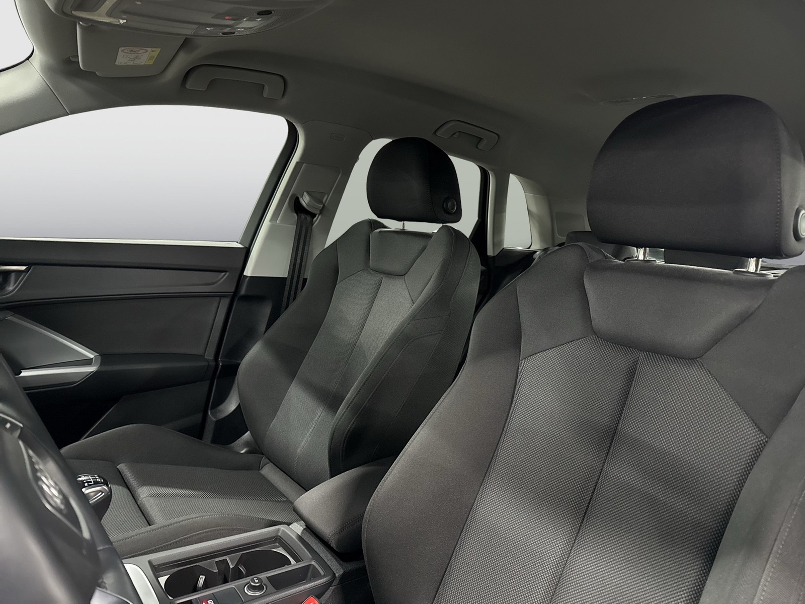 Audi Q3 35 S LINE KAMERA ALU18 eKLAPPE NAVI+ SITZHEIZ