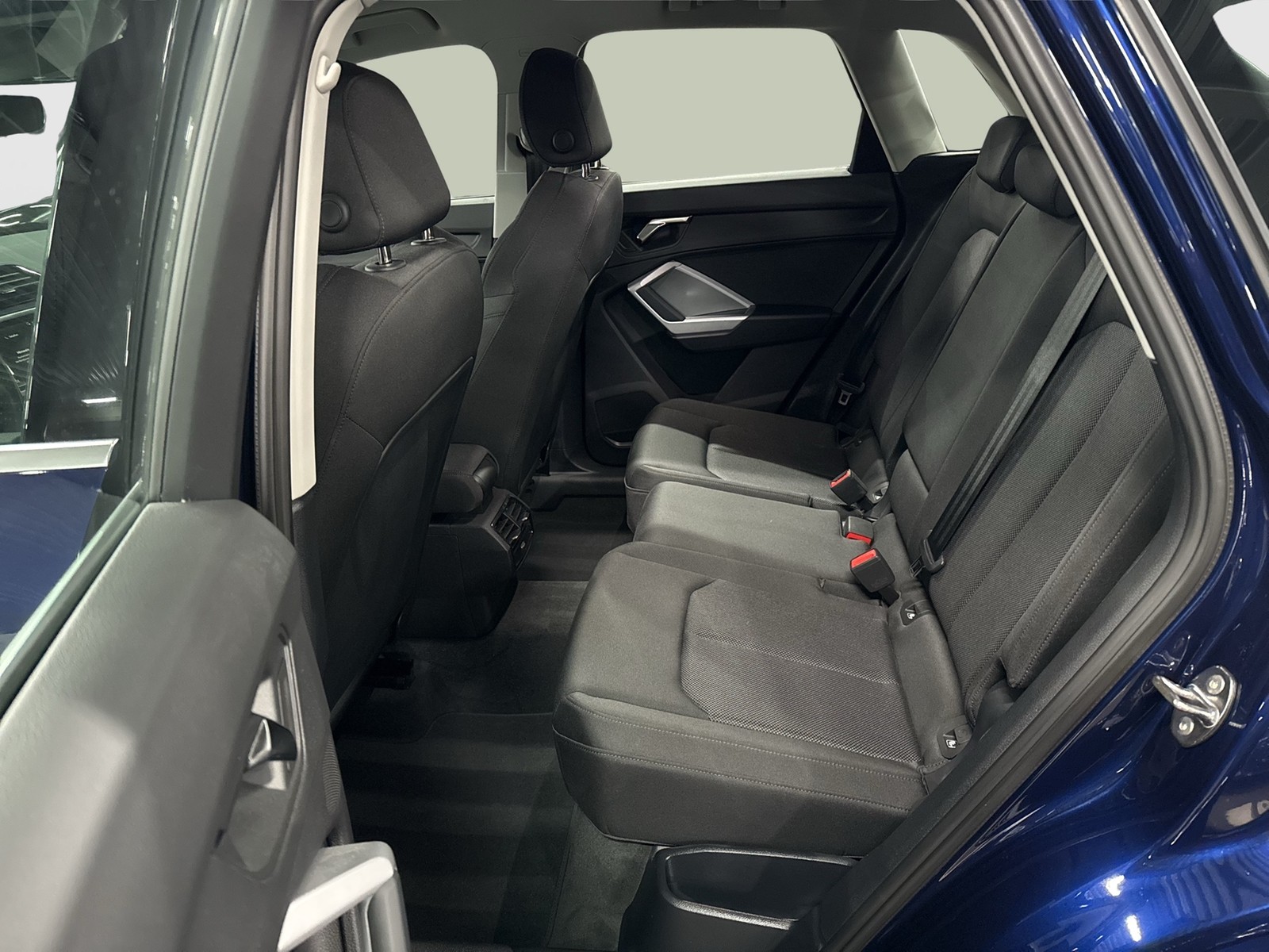 Audi Q3 35 S LINE KAMERA ALU18 eKLAPPE NAVI+ SITZHEIZ