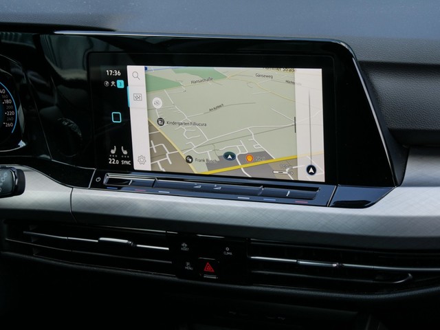 Volkswagen Golf Variant VIII 2.0 LIFE AHK ACC NAVI CARPLAY