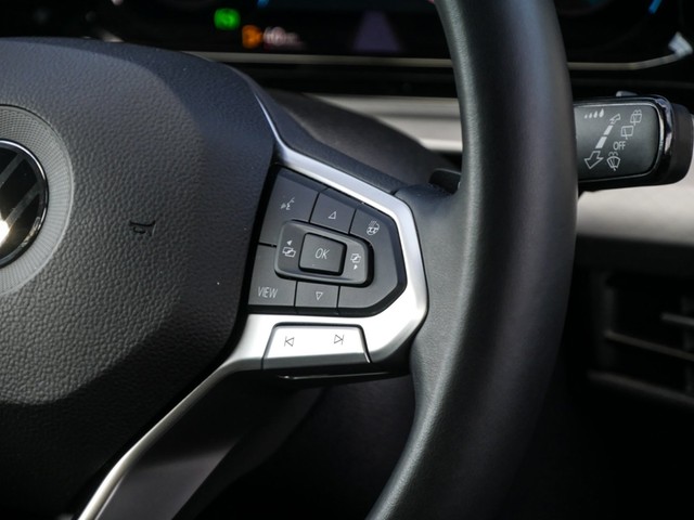 Volkswagen Golf Variant VIII 2.0 LIFE AHK ACC NAVI CARPLAY