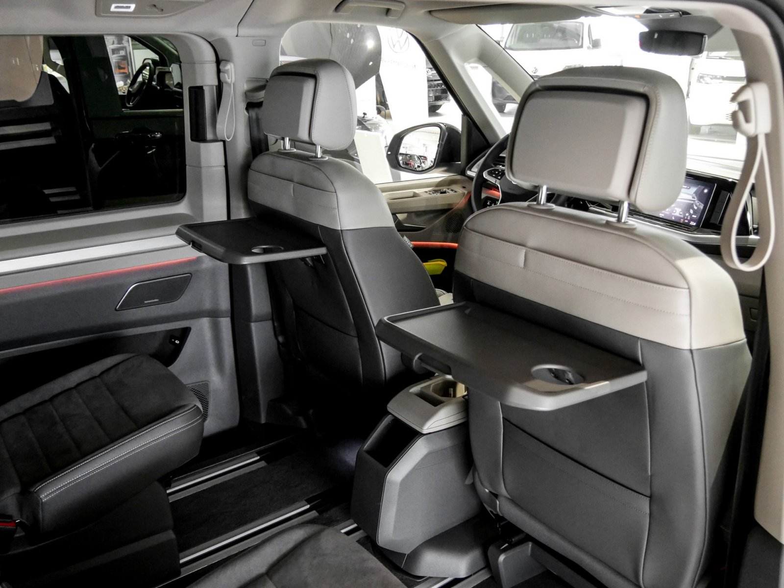 Volkswagen T7 Multivan 2.0 TDI DSG EDITION eSITZE HARMANKARDON