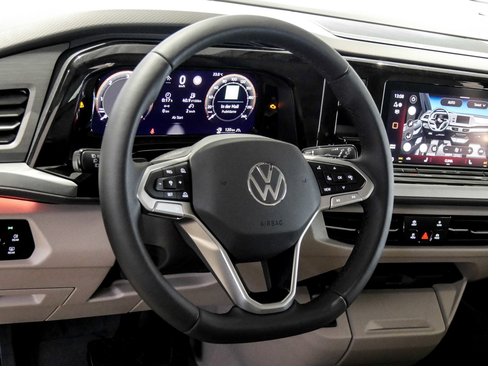 Volkswagen T7 Multivan 2.0 TDI DSG EDITION eSITZE HARMANKARDON