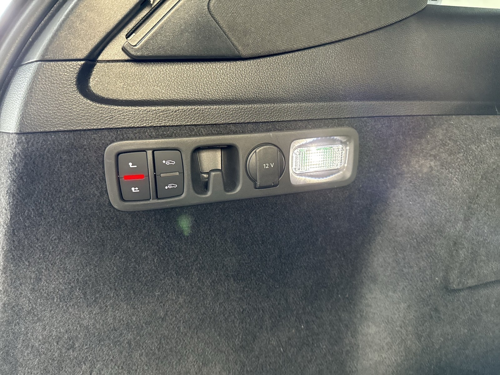 Audi Q7 55 quattro HYBRID S LINE BLACKPAK AHK LM21