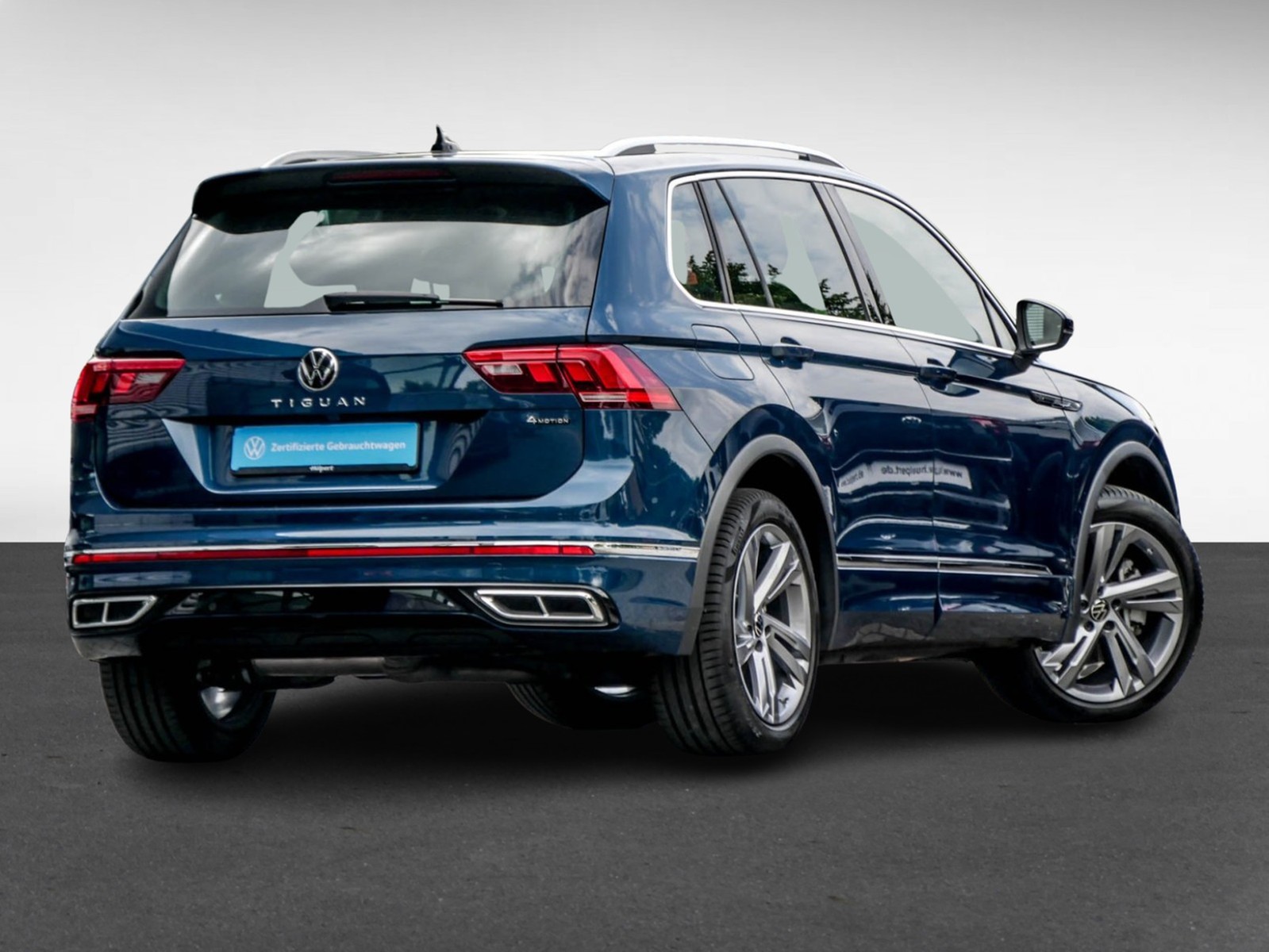 Volkswagen Tiguan 2.0 R-LINE 4X4 STANDHZ. AHK CAM ACC LM19