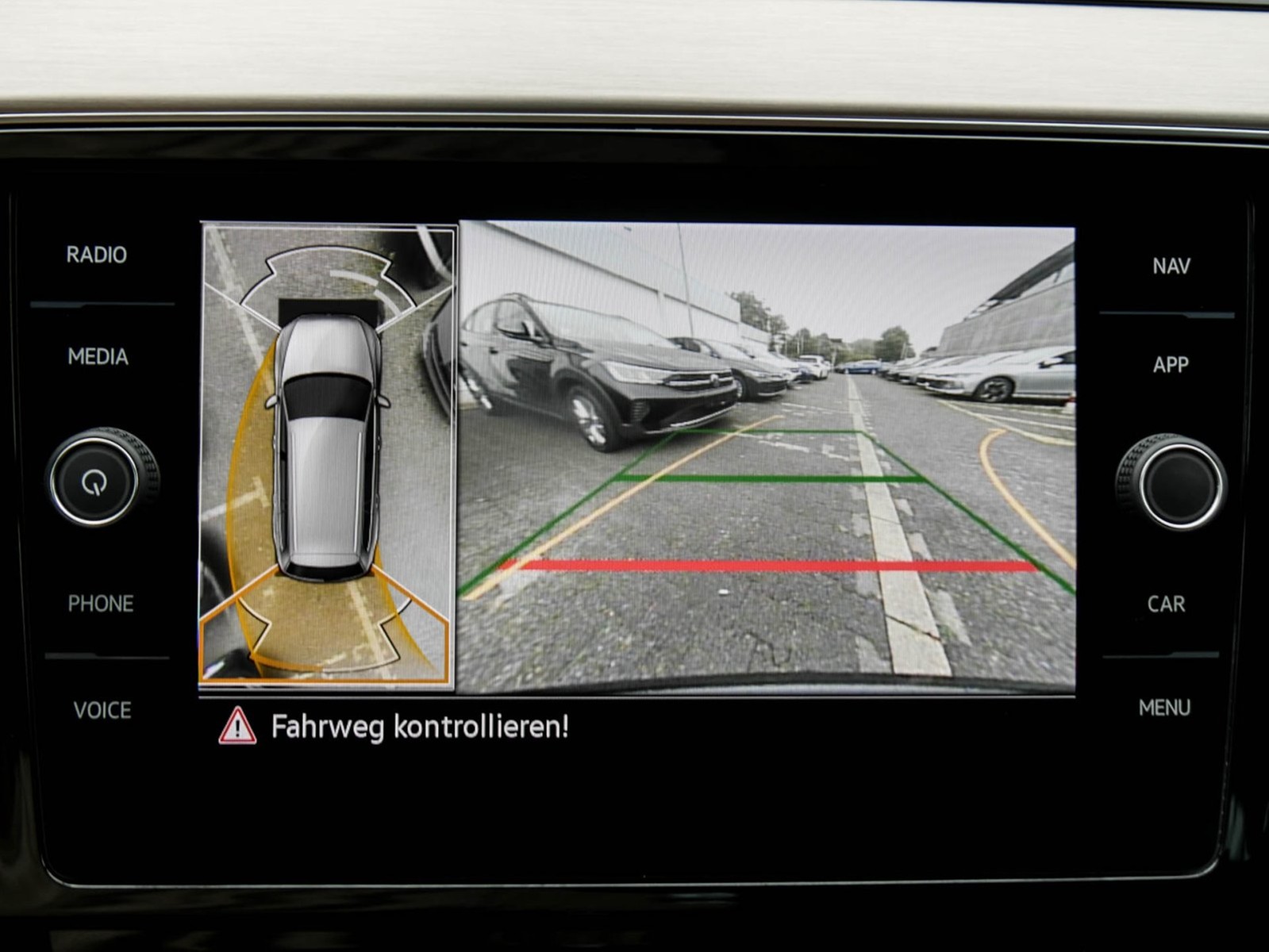 Volkswagen Passat Variant 2.0 ELEGANCE 4X4 LEDER AHK 360CAM