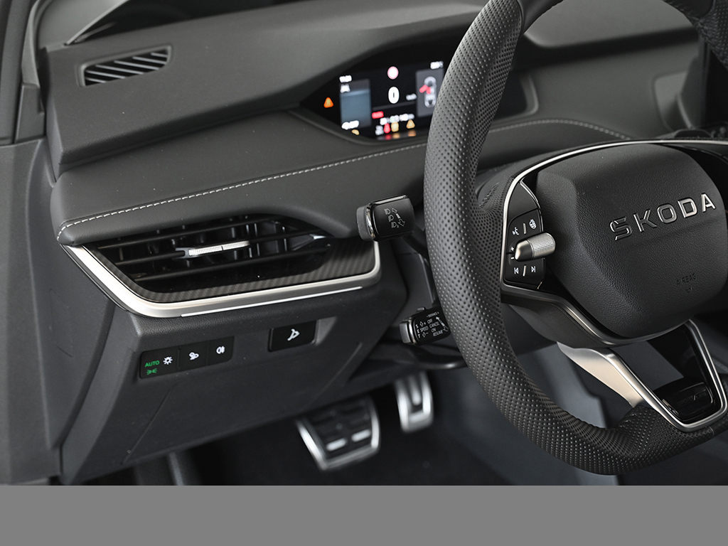 Skoda Enyaq 85 Sportline AHK ACC HuD CANTON NAV 360GRAD