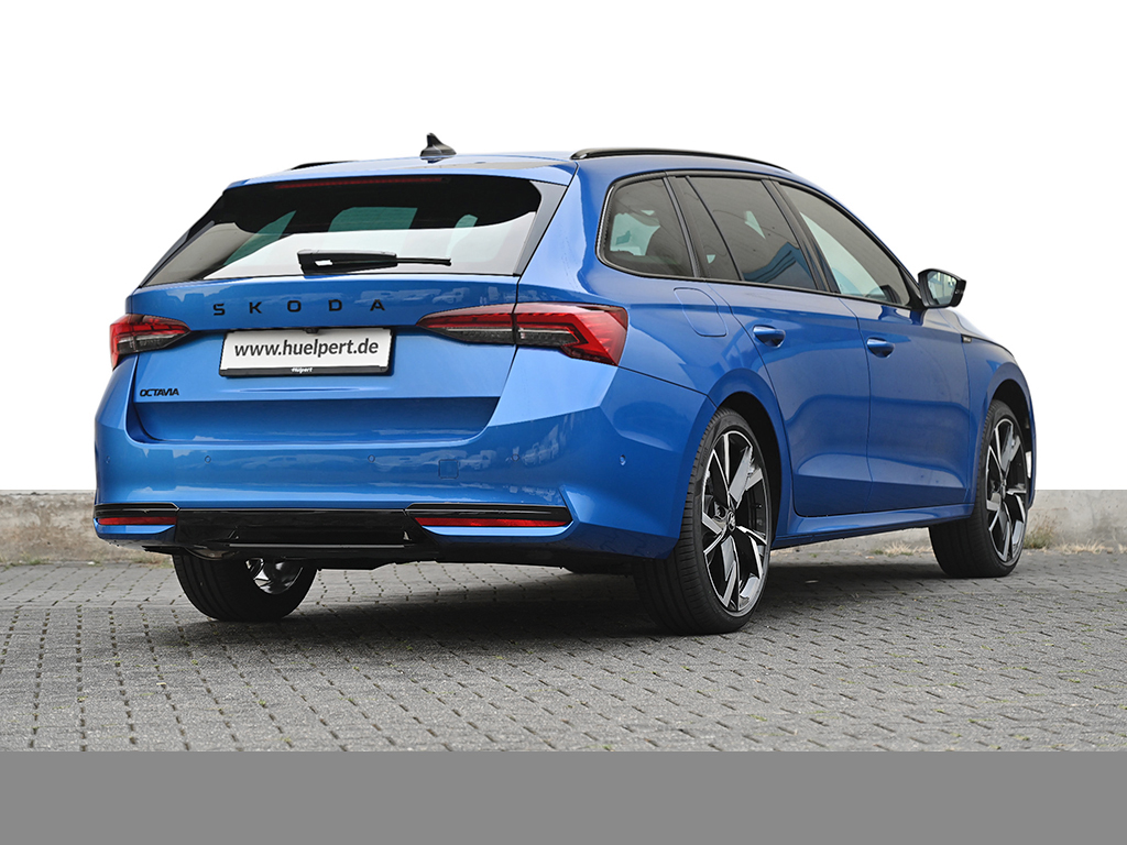 Skoda Octavia Combi 2.0TDI DSG Sportline AHK HuD NAV CANTON STANDHZG. ACC 360GRAD