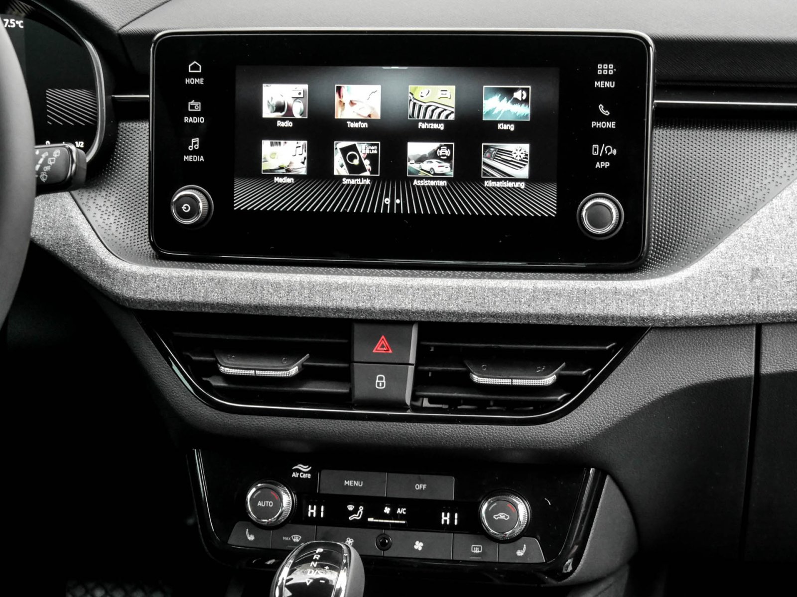 Skoda Scala 1.0TSI DSG Tour ACC PDC RFK SHZ