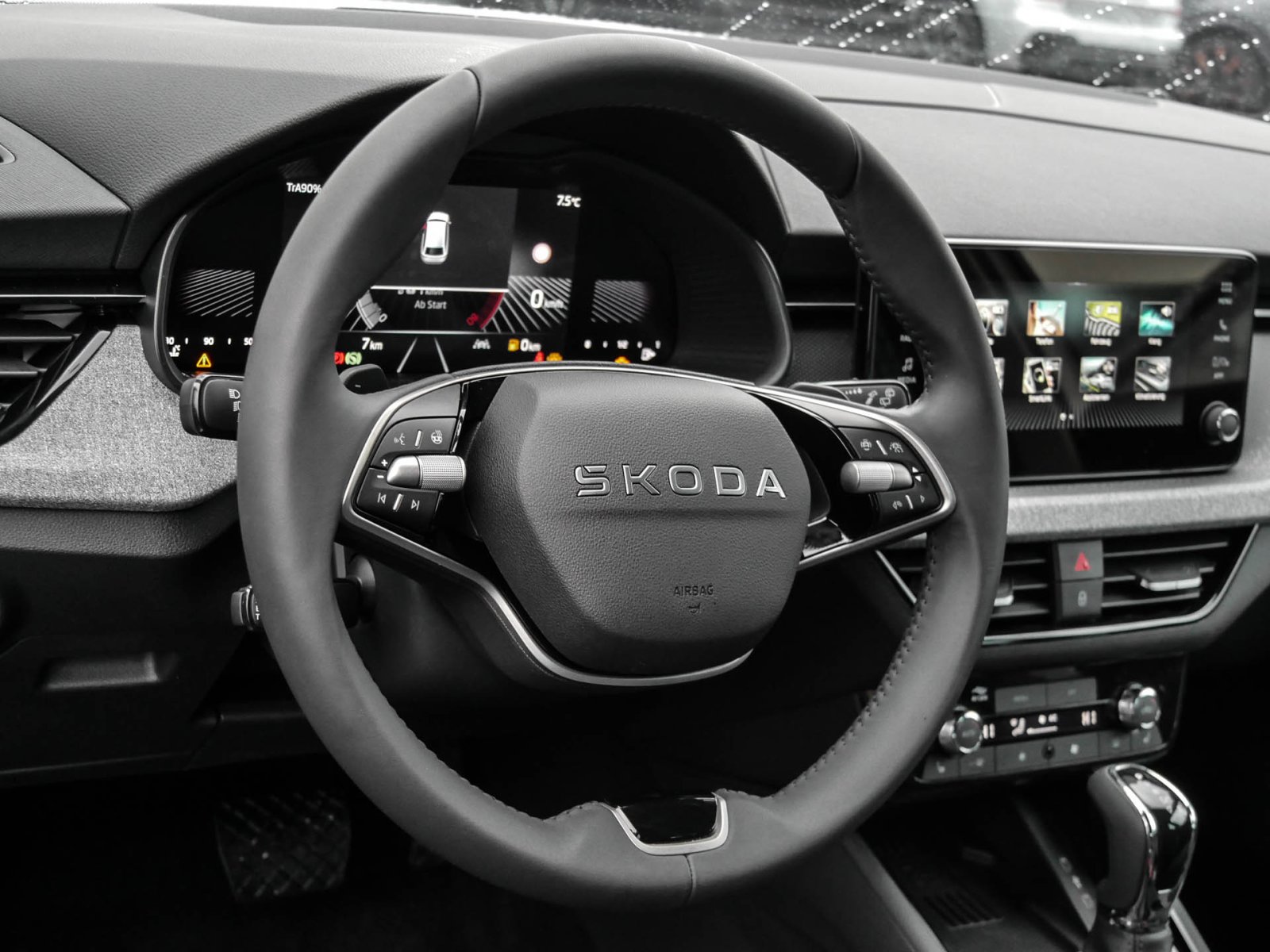 Skoda Scala 1.0TSI DSG Tour ACC PDC RFK SHZ