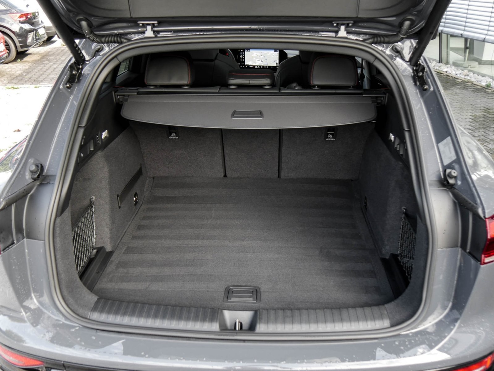 Audi SQ6 e-tron quattro PANO B&O 360°CAM ACC LM21