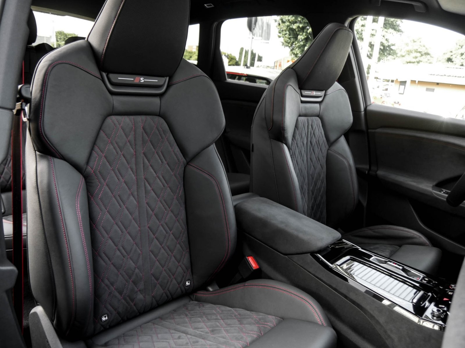 Audi SQ6 e-tron quattro PANO B&O 360°CAM ACC LM21