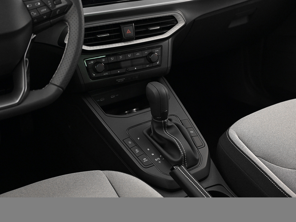 Seat Ibiza 1.0 FR DSG NAVI CAM LED SITZHZG