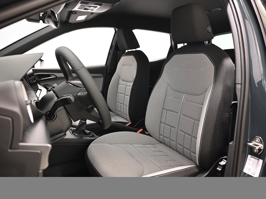 Seat Arona 1.0 FR NAVI CAM LED SITZHZG LM17