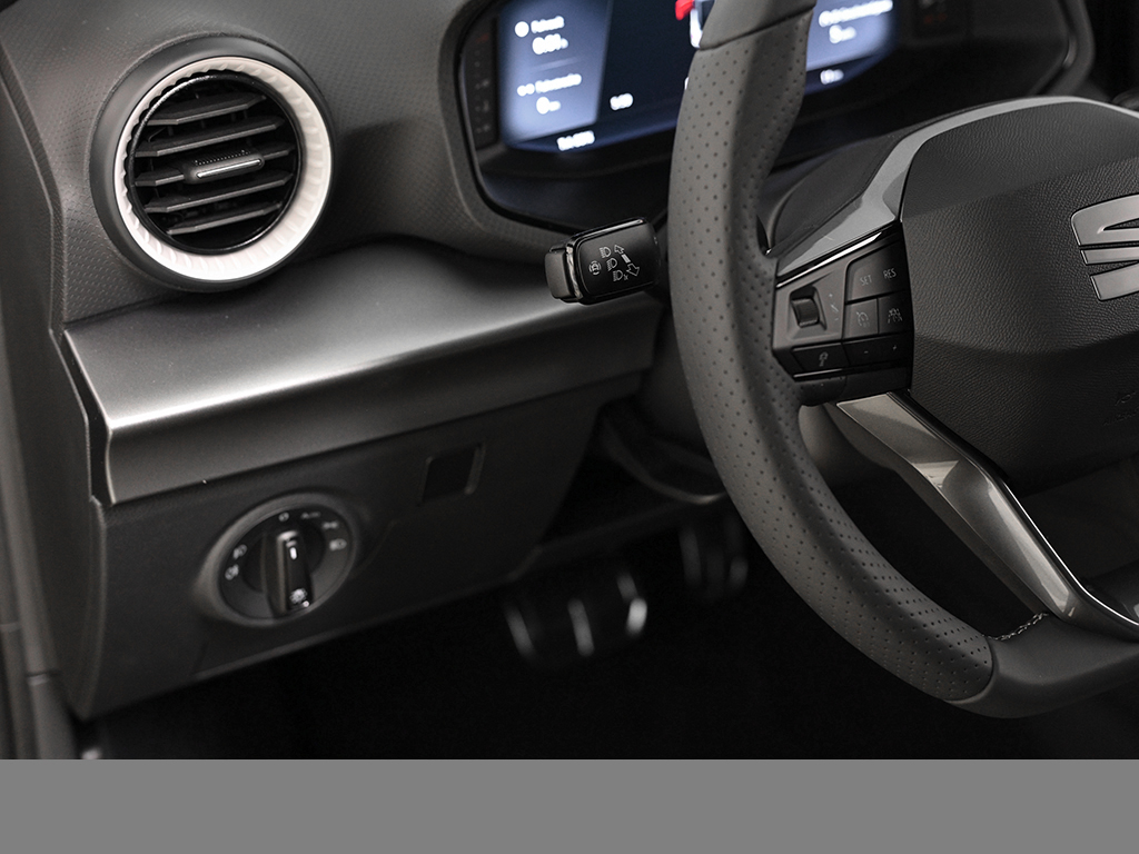 Seat Arona 1.0 FR BLACK EDITION DSG AHK NAVI CAM LED
