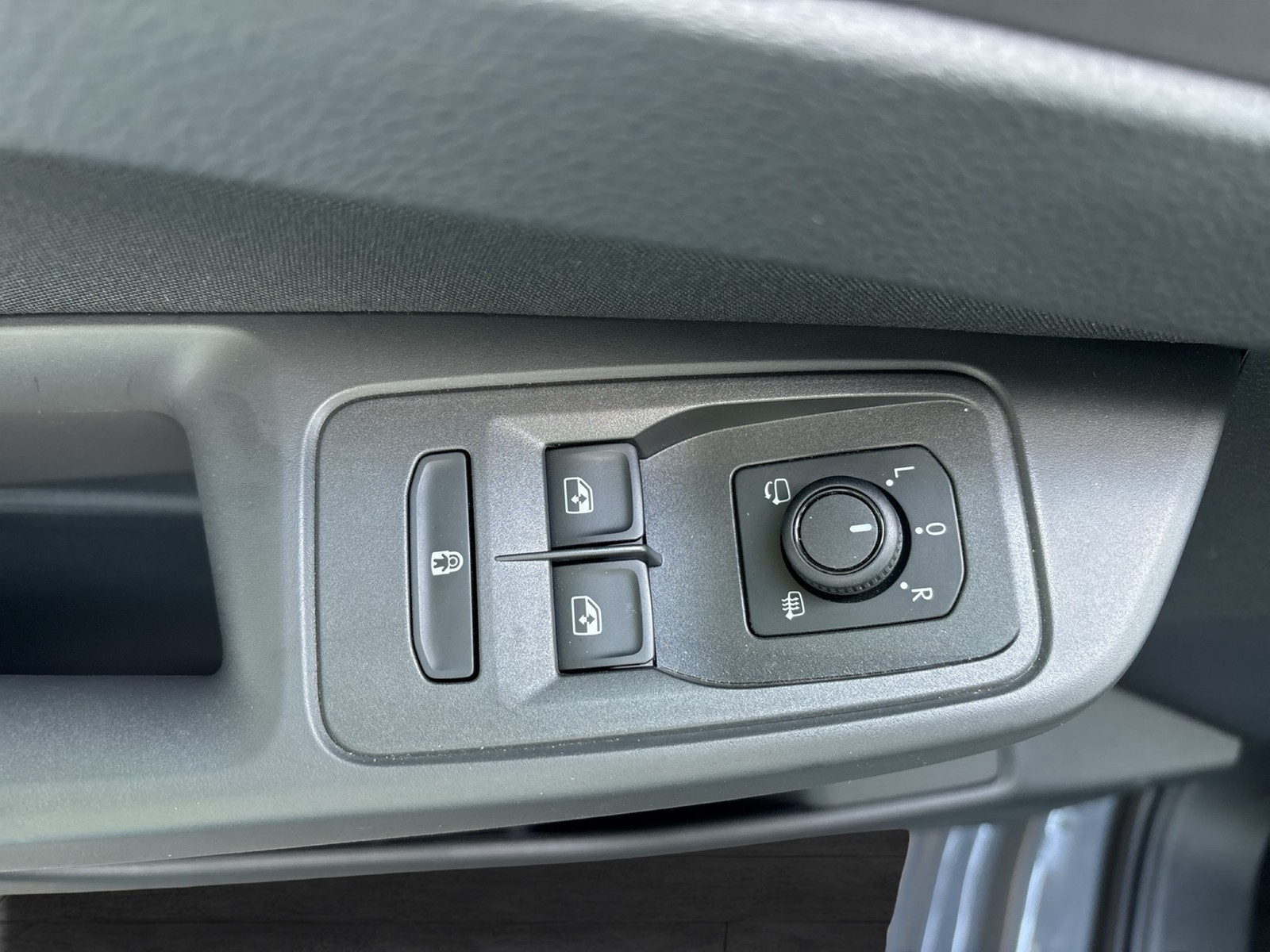 Volkswagen Caddy 1.5 TSI Life Navi AHK Cam beh. Frontscheibe