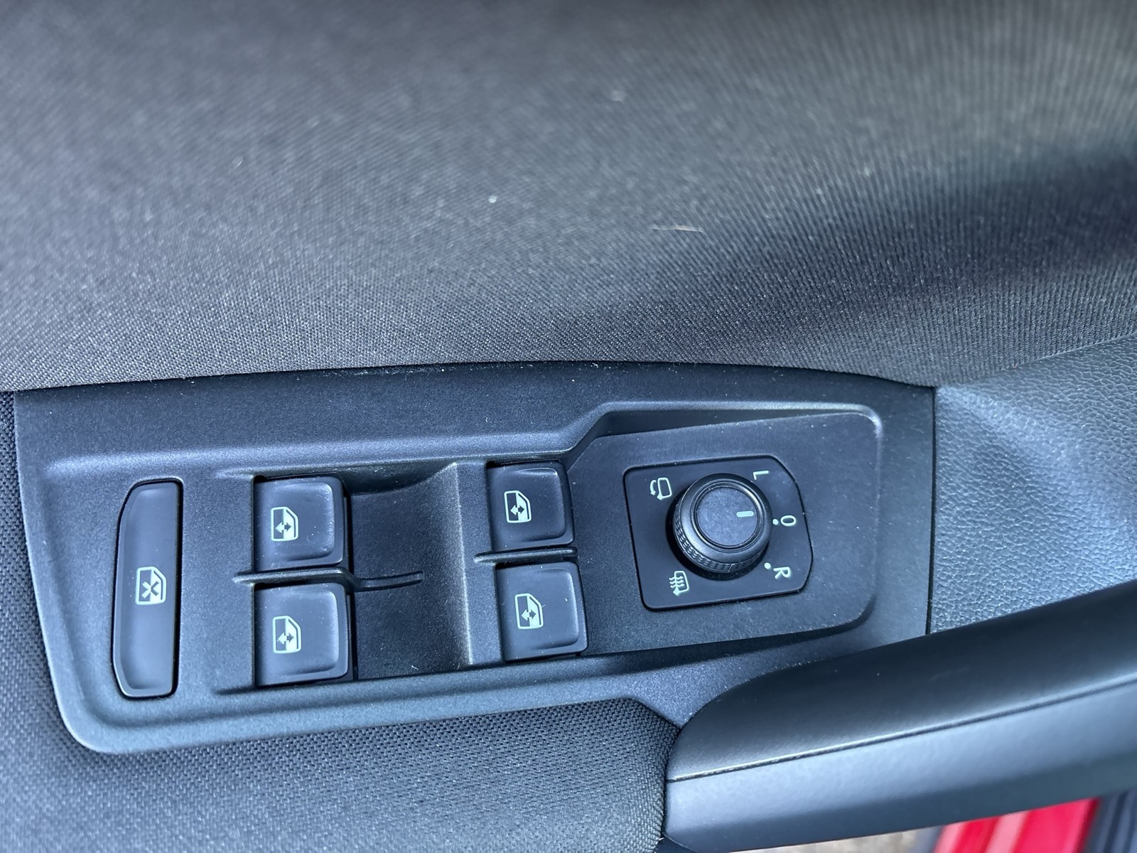 Volkswagen Tiguan 1.5 LIFE STANDHZ. KAMERA eKLAPPE NAVI