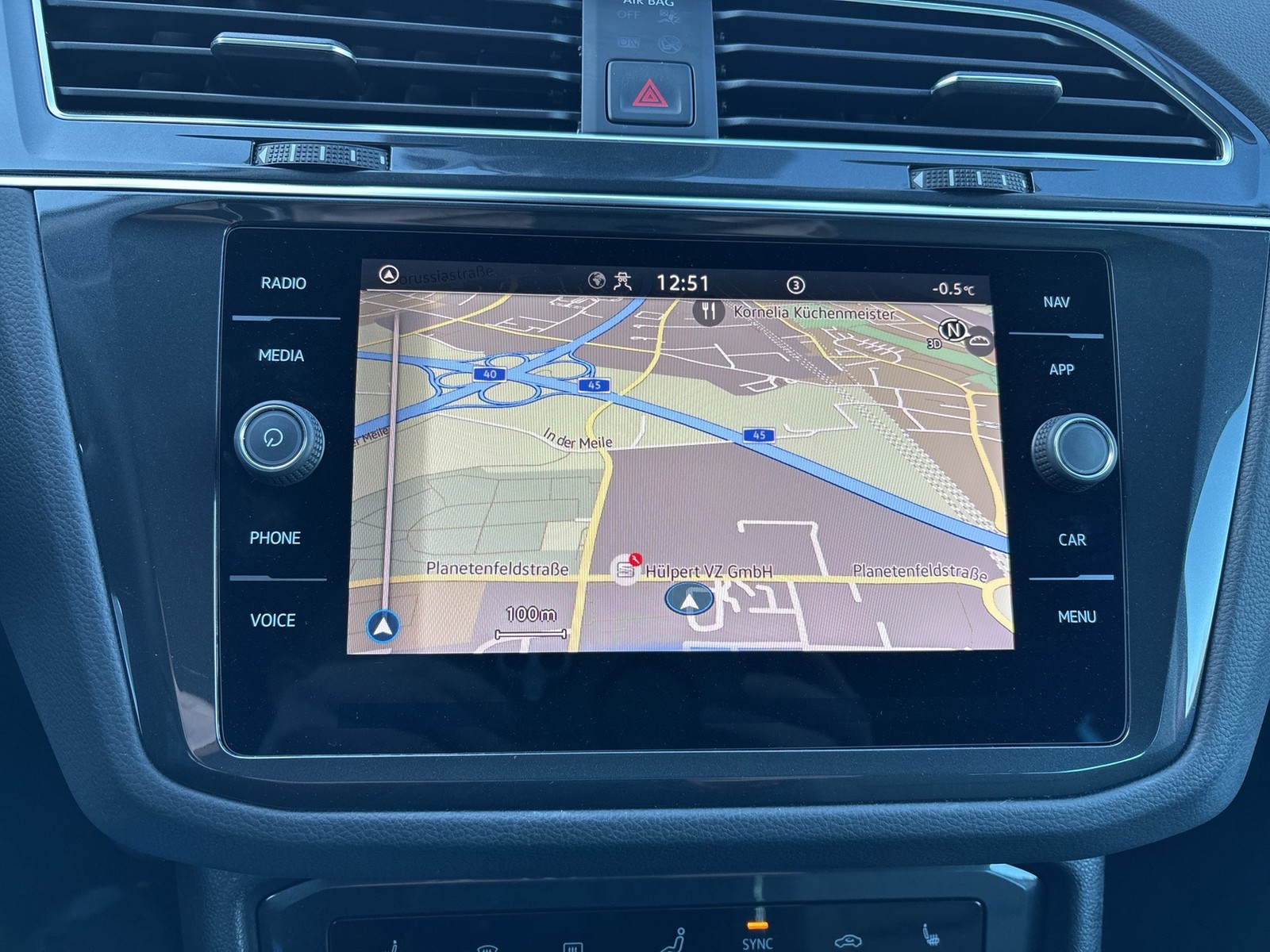 Volkswagen Tiguan 1.5 LIFE STANDHZ. KAMERA eKLAPPE NAVI