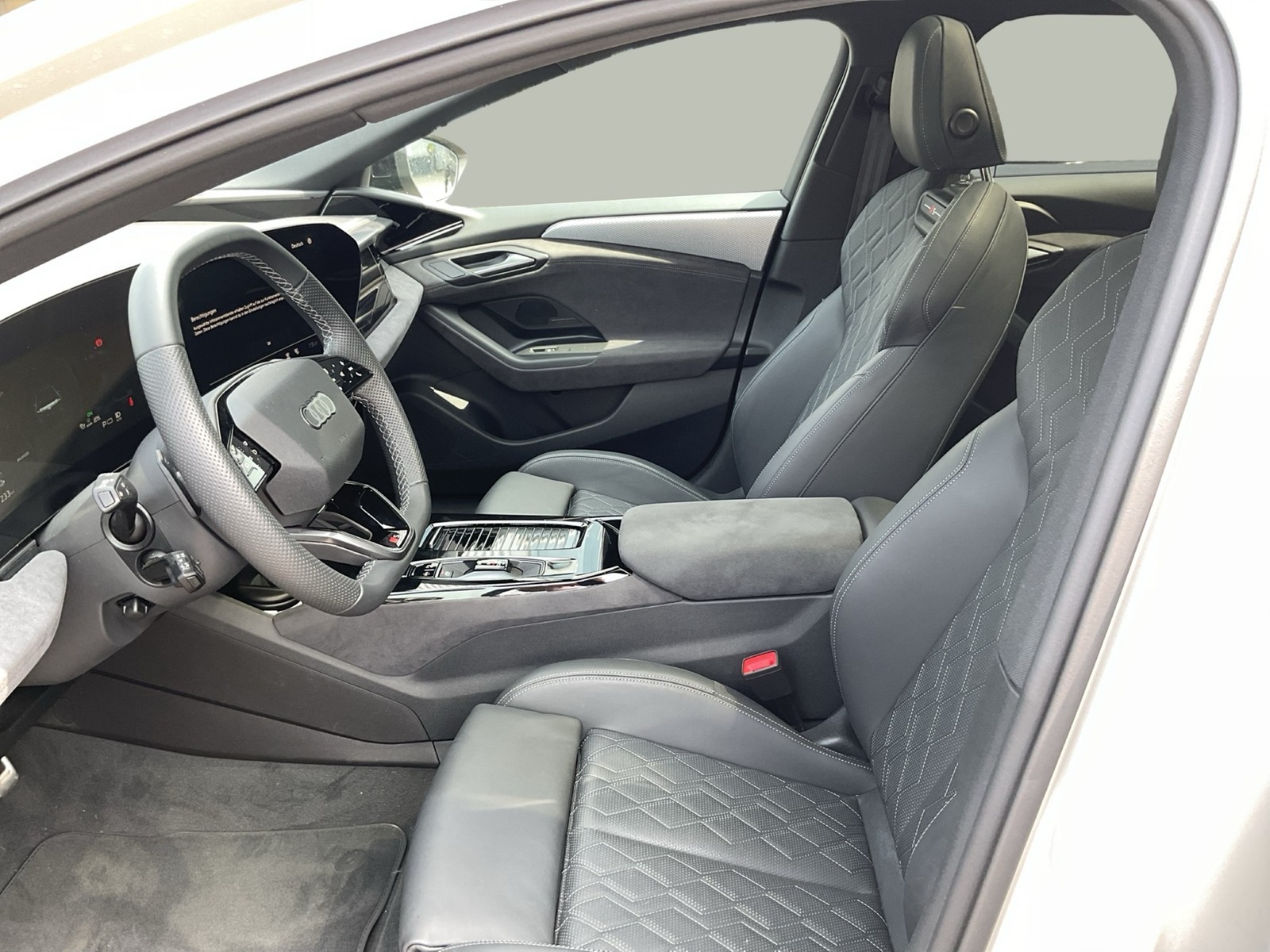 Audi A6 e-tron Avant quattro S LINE PANO B&O AHK LM21
