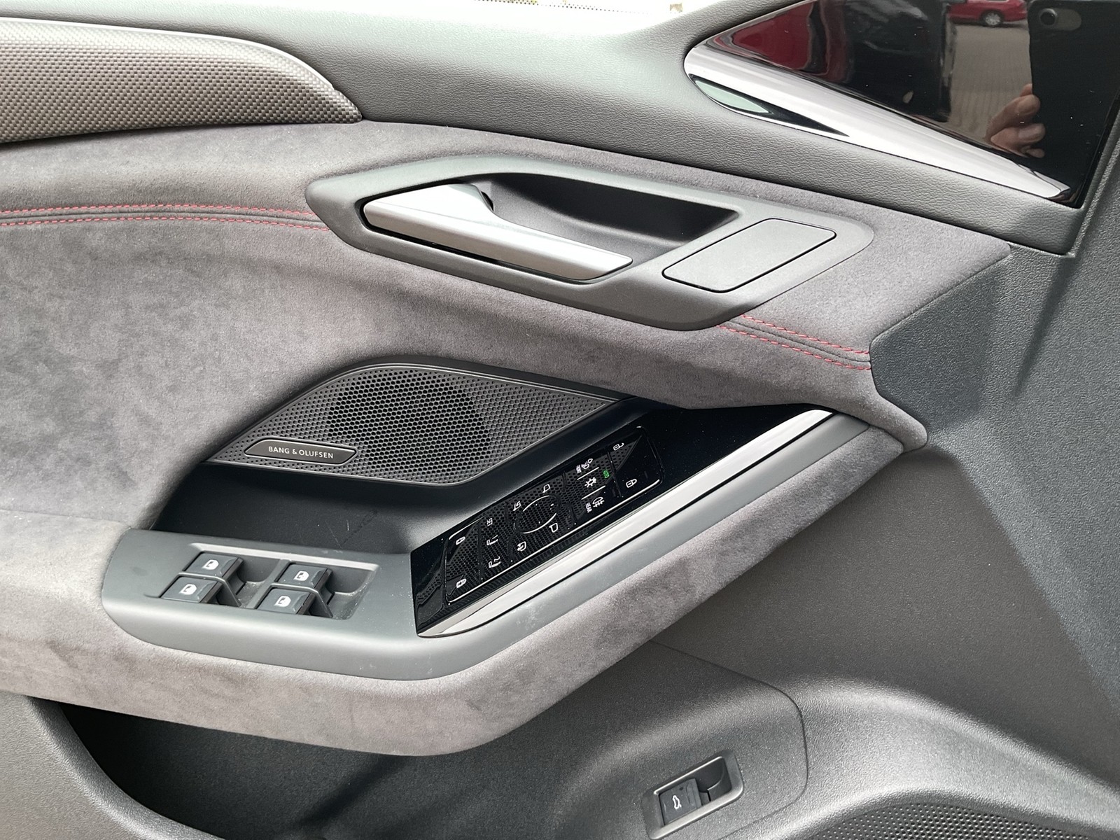 Audi A6 e-tron Avant quattro S LINE PANO B&O AHK LM21